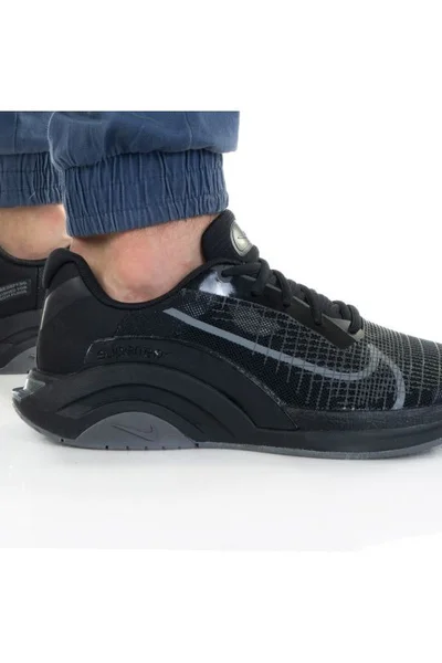 Černé nízké boty Nike Zoomx Superrep Surge