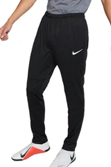 Černé sportovní kalhoty Nike Park