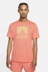 Oranžové pánské tričko Nike Yoga určené na jógu