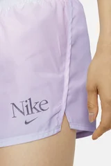 Růžové dámské kraťasy Nike Dri-FIT