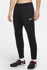 Pánské tréninkové kalhoty F.C. Essential Nike