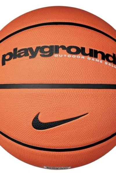 Basketbalový míč na hřiště Nike