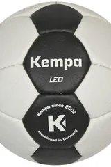 Černobílý míč na házenou Kempa
