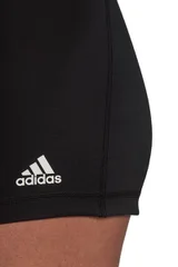 Dámské šortky Adidas Yoga Essentials High-Waisted Shorts